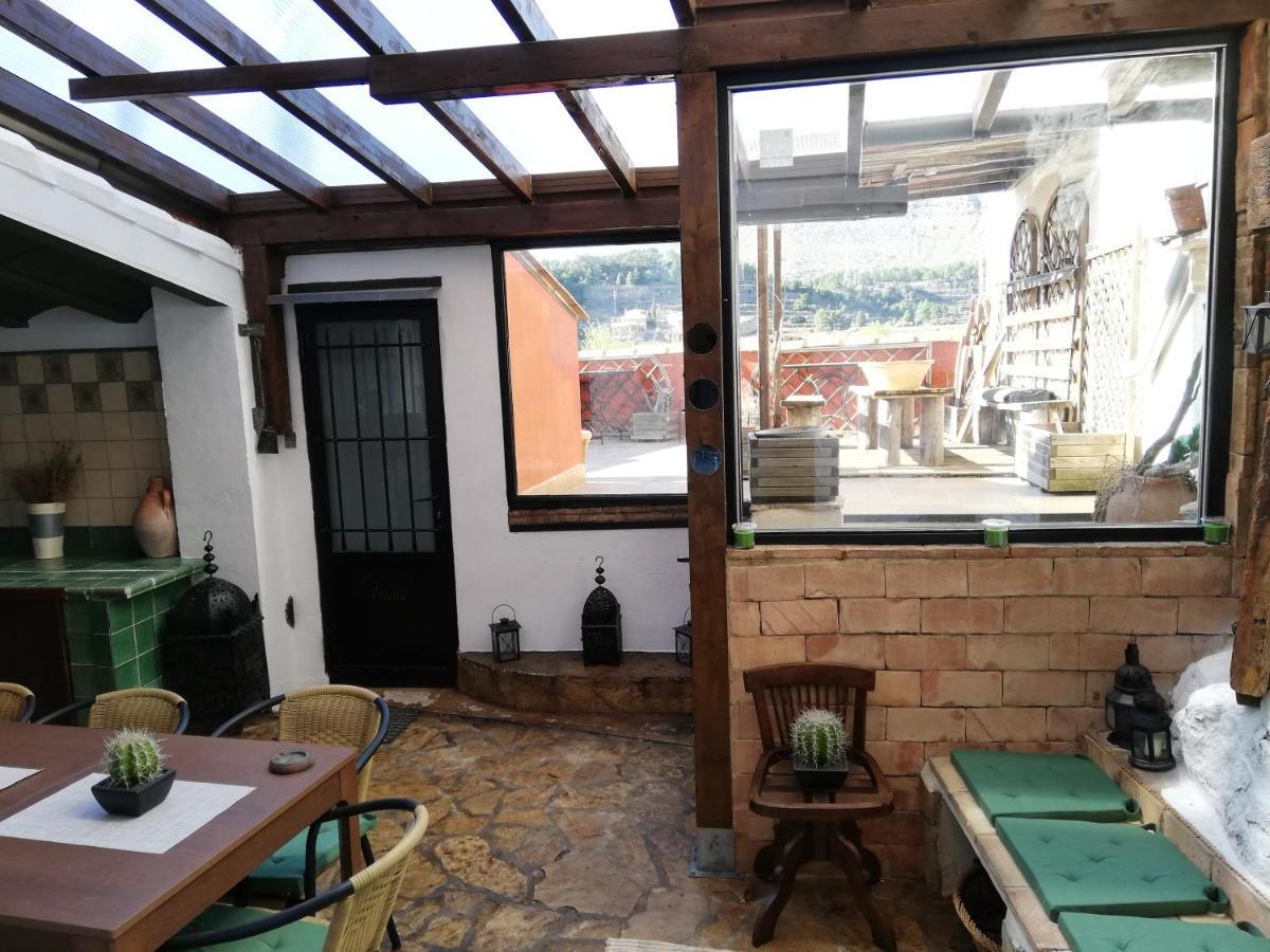 La Vieja Escuela Villa Fuentes de Rubielos Luaran gambar