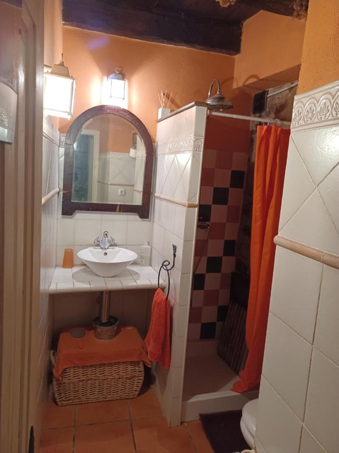 La Vieja Escuela Villa Fuentes de Rubielos Luaran gambar