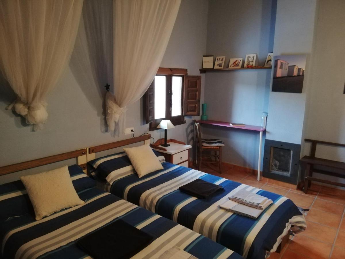 La Vieja Escuela Villa Fuentes de Rubielos Luaran gambar